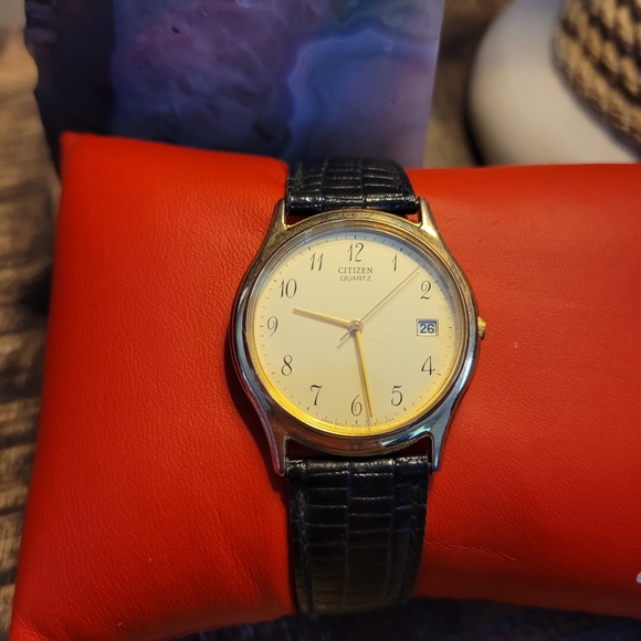 Rare Vintage Citizen Watch - Picture 2 of 7